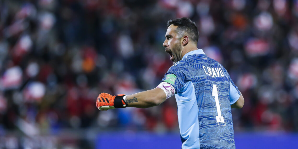 SANTIAGO, CHILE - OCTOBER 14: Claudio Bravo of Chile celebrates his team's third goal during a match between Chile and Venezuela as part of South American Qualifiers for Qatar 2022 at Estadio San Carlos de Apoquindo on October 14, 2021 in Santiago, Chile. (Photo by Claudio Reyes - Pool/Getty Images)