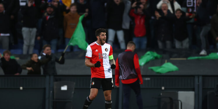 ROTTERDAM, NETHERLANDS - APRIL 07:  Marcos Senesi, Captain of Feyenoord celebrates scoring the second goal during the UEFA Conference League Quarter Final Leg One match between Feyenoord and Slavia Praha at the Stadium Feijenoord  'De Kuip' on April 07, 2022 in Rotterdam, Netherlands. (Photo by Dean Mouhtaropoulos/Getty Images)