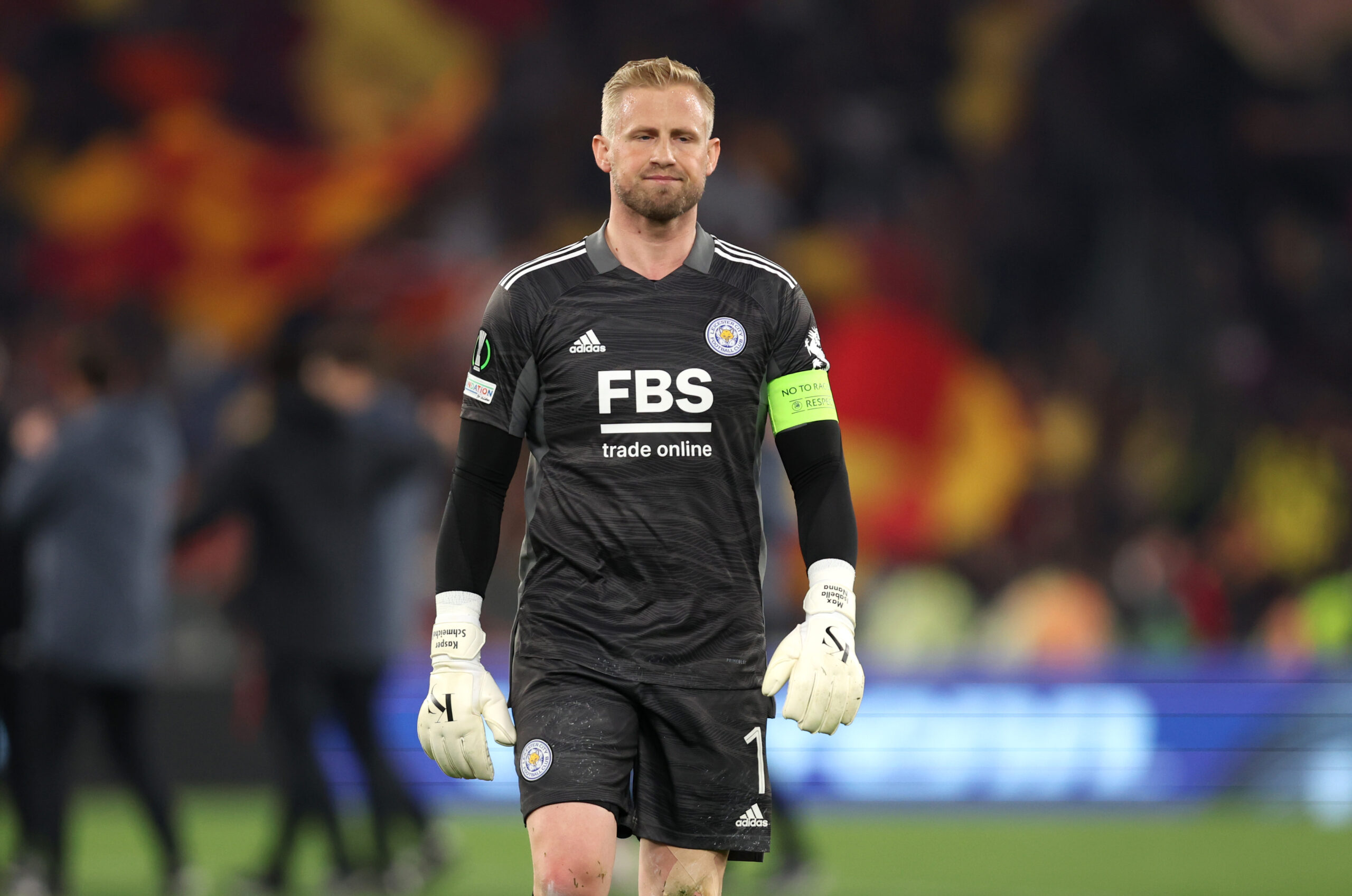 ROME, ITALY - MAY 05: Kasper Schmeichel of Leicester City looks dejected following their sides defeat in the UEFA Conference League Semi Final Leg Two match between AS Roma and Leicester City at Stadio Olimpico on May 05, 2022 in Rome, Italy. (Photo by Julian Finney/Getty Images)